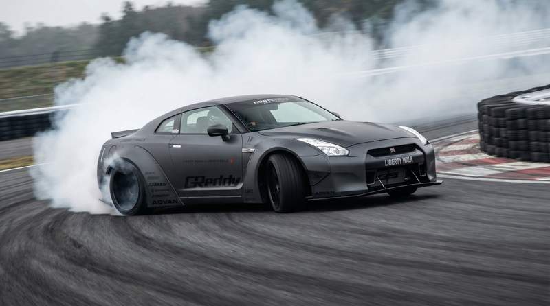 困困兔GTR漂移视频